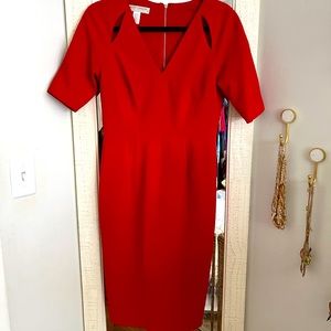 Maggy London RED siren pencil dress with gorgeous keyhole details. Size 6P.